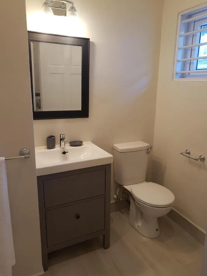 The Lane Rodney Bay 1 Bedroom Rate - Newly Renovated & Tastefully Furnished 3 Bedroom House Home