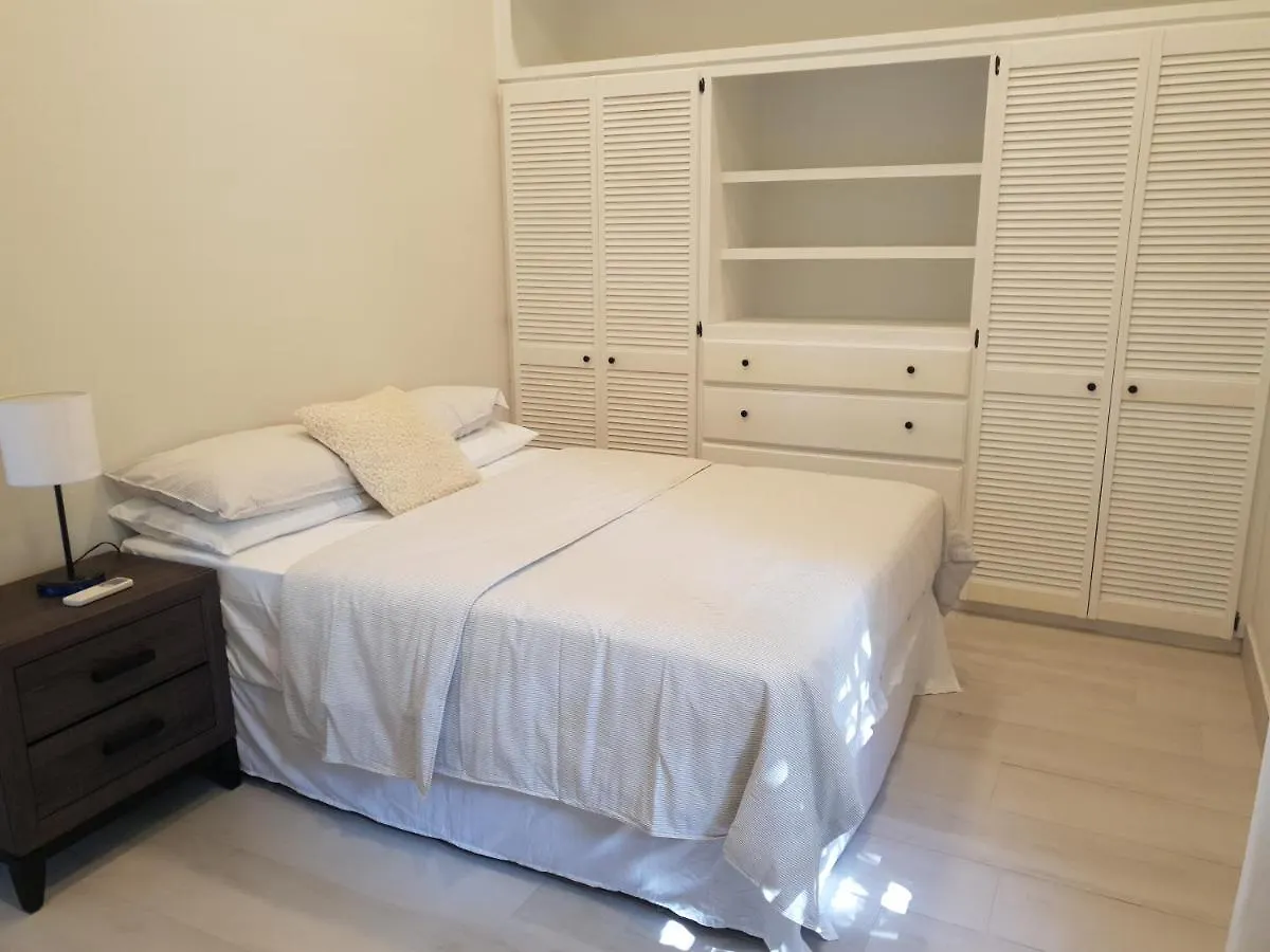 The Lane Rodney Bay 1 Bedroom Rate - Newly Renovated & Tastefully Furnished 3 Bedroom House Home 0*,