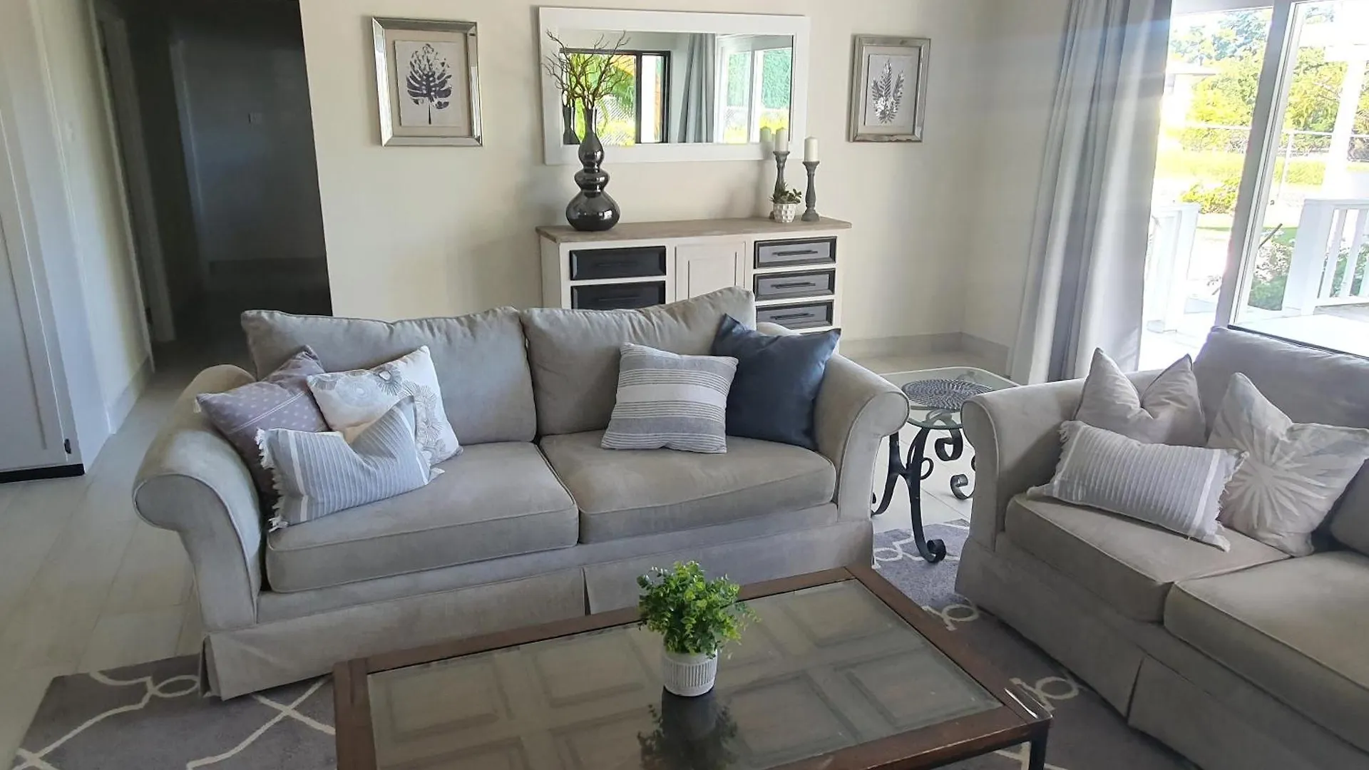 The Lane Rodney Bay 1 Bedroom Rate - Newly Renovated & Tastefully Furnished 3 Bedroom House Home Holiday home